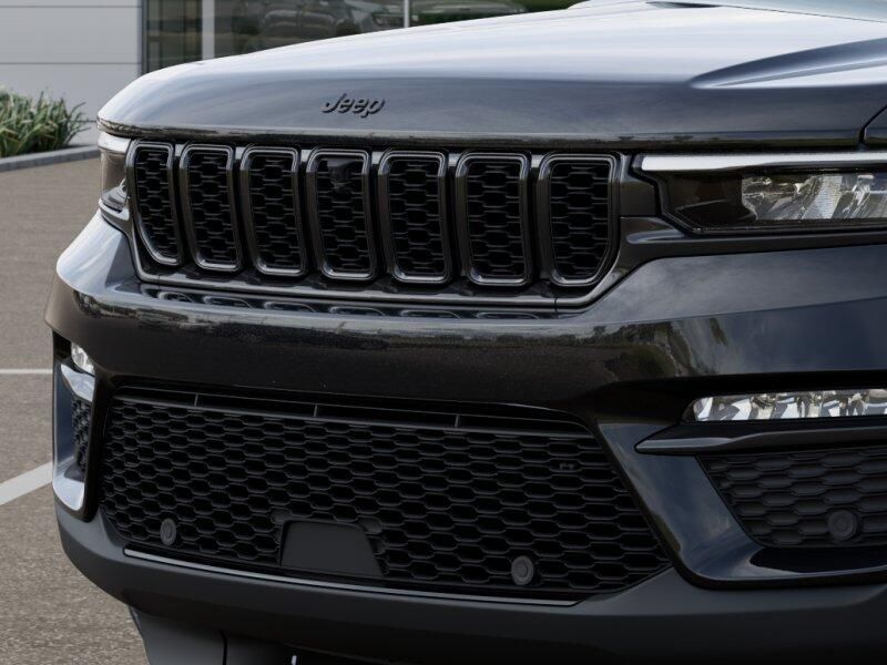 New 2025 Jeep Grand Cherokee Limited 4x4Image 23
