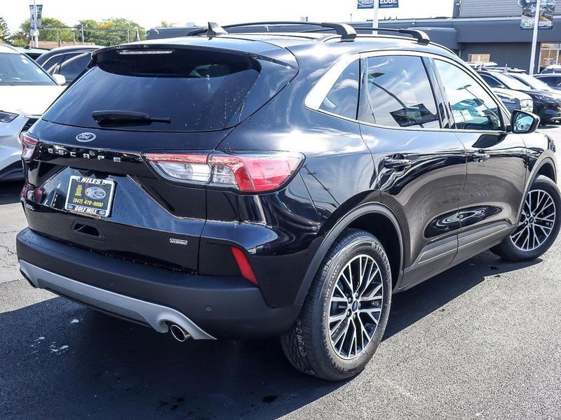 2021 Ford Escape SEL Plug-In Hybrid photo 4