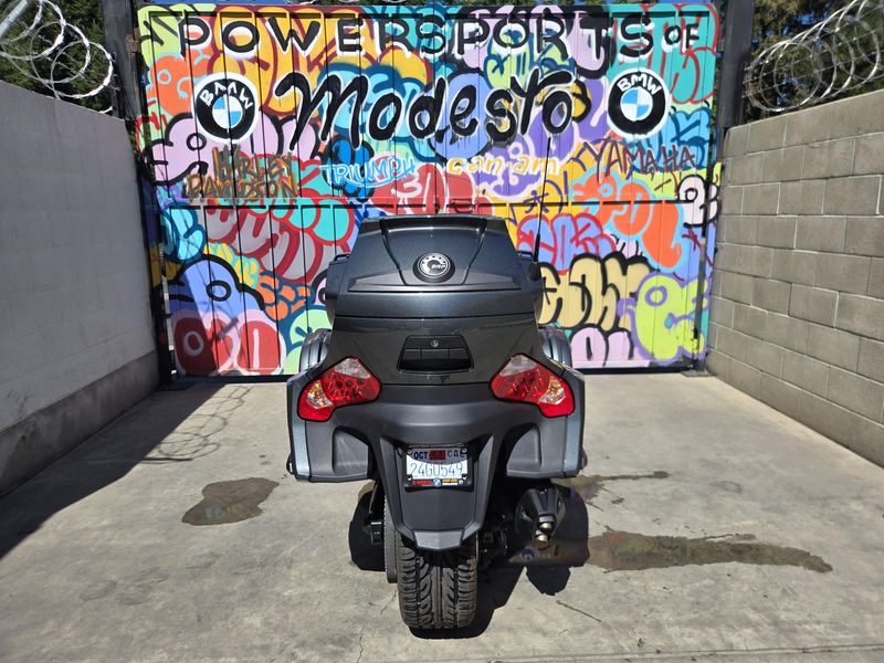 Used 2018 Can-Am SPYDER RT Image 6