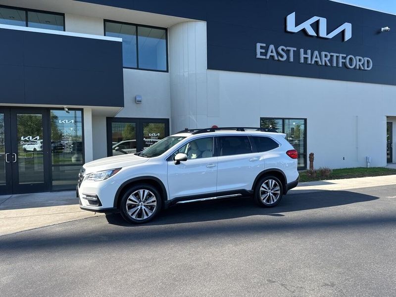 2022 Subaru Ascent LimitedImage 1