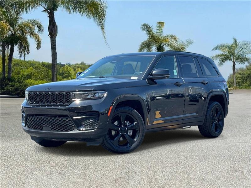 Used 2023 Jeep Grand Cherokee Altitude 4x4