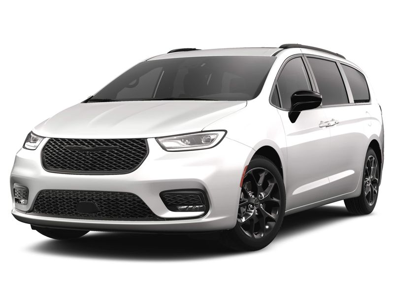 2024 Chrysler Pacifica Touring LImage 1