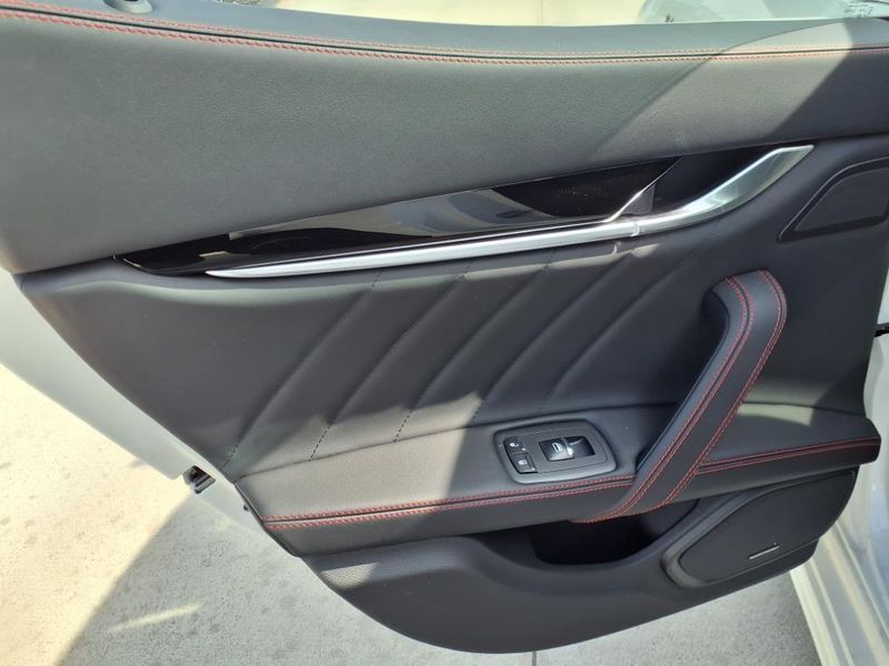 2024 Maserati Ghibli ModenaImage 11