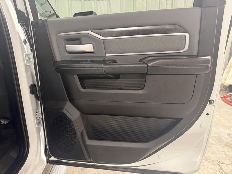 Used 2022 RAM 2500 Big HornImage 8