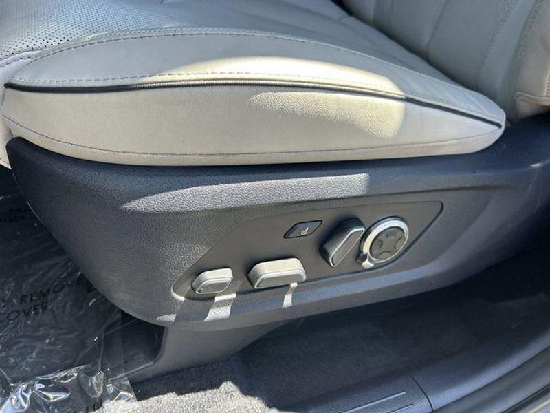 Used 2024 Hyundai Palisade CalligraphyImage 20