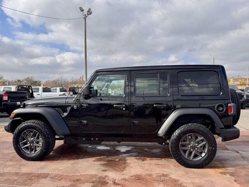 New 2026 Jeep Wrangler 4-door Sport SImage 9