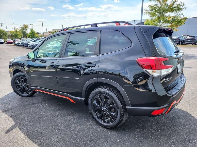 2022 Subaru Forester Sport photo 3
