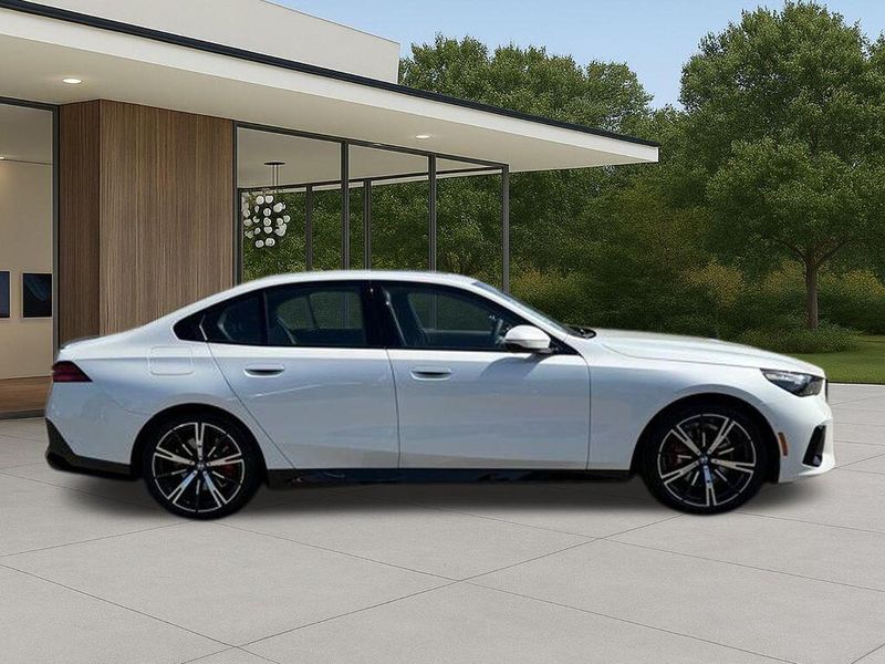 New 2026 BMW 5 Series 530iImage 7