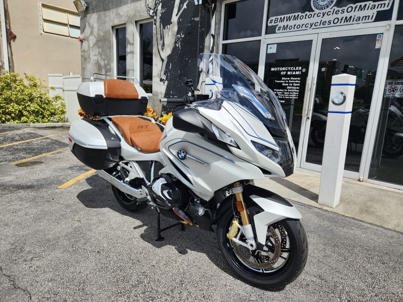 2022 BMW R 1250 RT Image 9