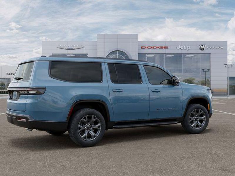 2026 Jeep Grand Wagoneer L Limited Altitude 4x4Image 4