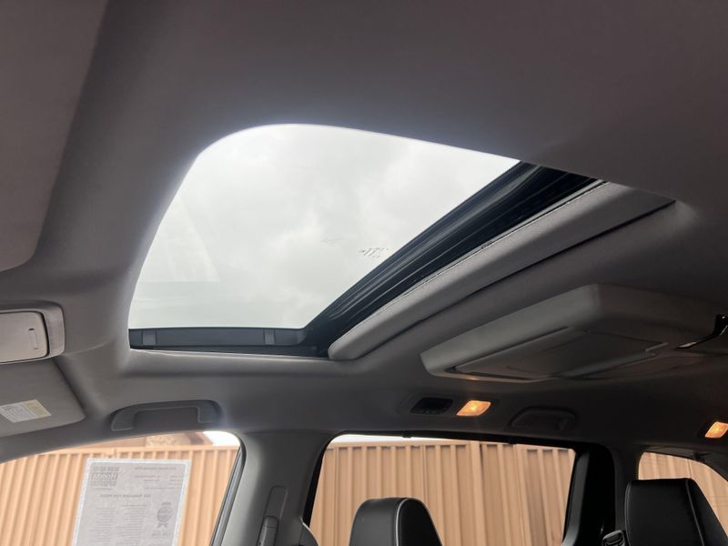 2024 Honda Odyssey EliteImage 16