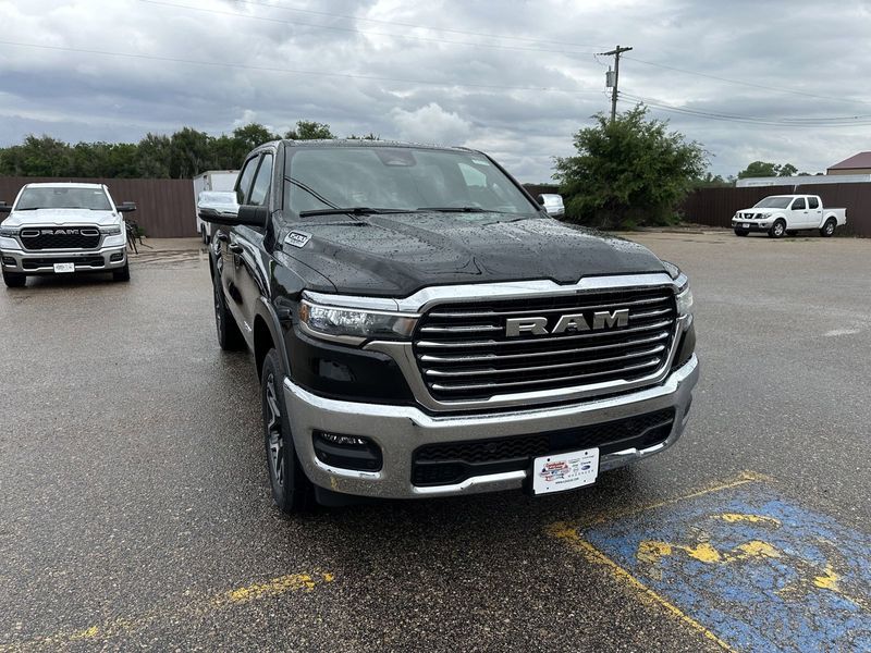 2025 RAM 1500 Laramie Crew Cab 4x4 5