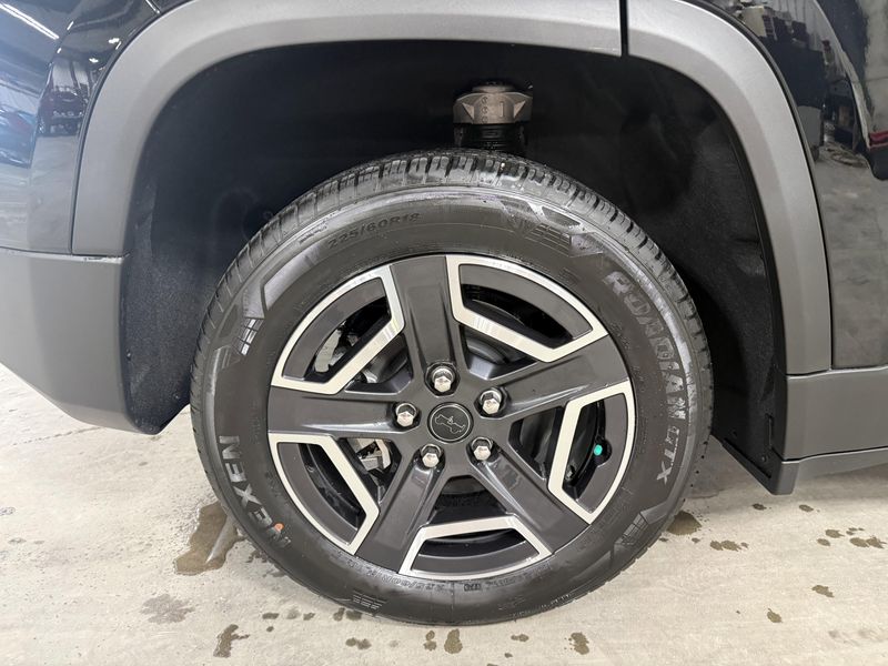 New 2026 Jeep Cherokee Limited 4x4Image 8