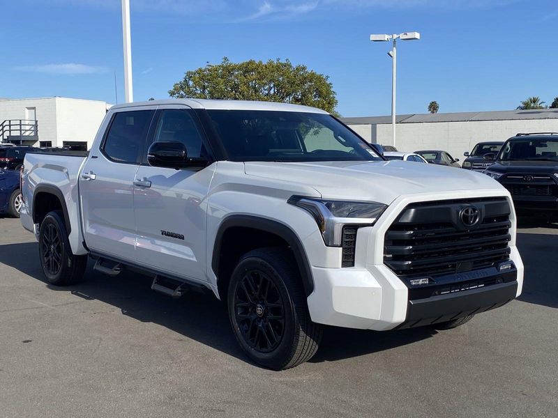 2025 Toyota Tundra LimitedImage 2