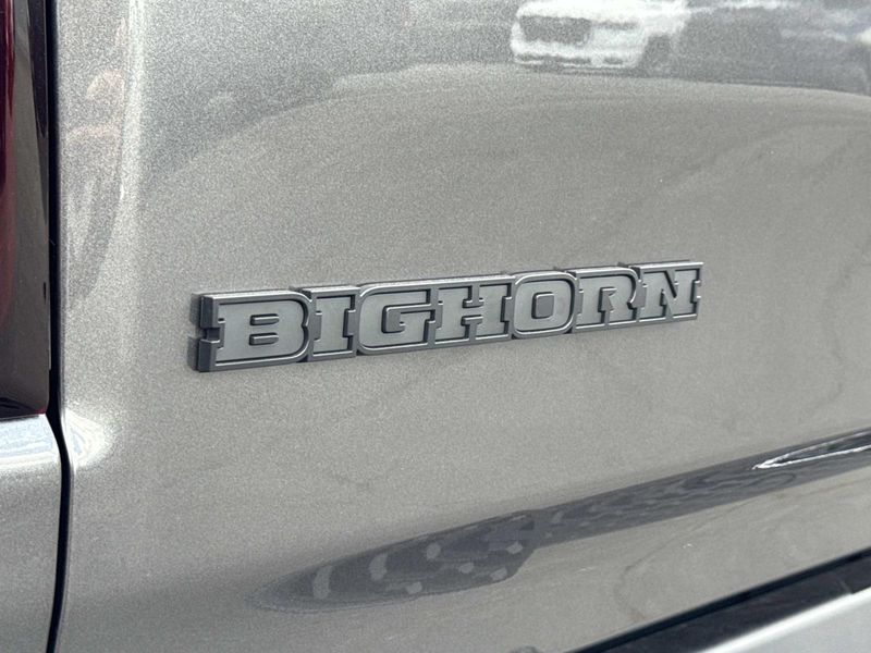 New 2026 RAM 1500 Big Horn Crew Cab 4x2 5'7' Box