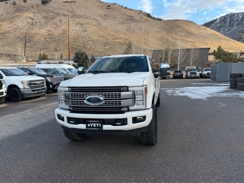2018 Ford F-350 Platinum photo 4