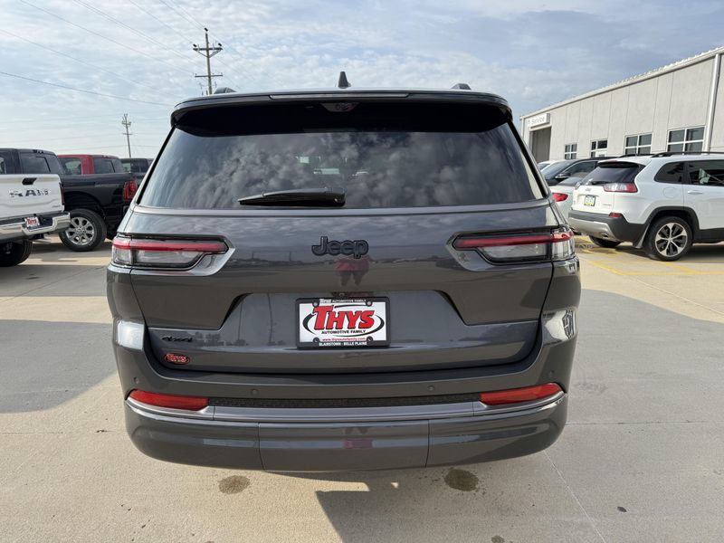 Used 2026 Jeep Grand Cherokee L Limited ReserveImage 39