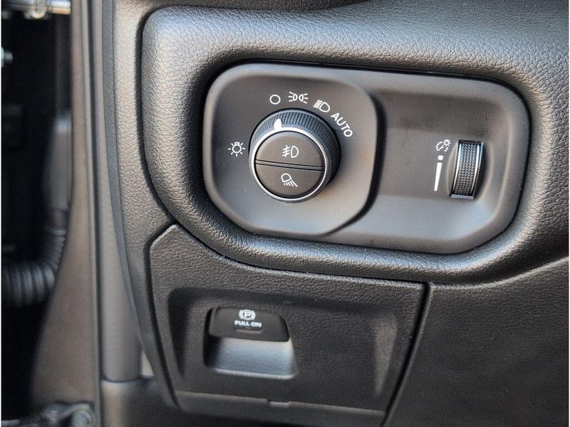 New 2026 RAM 1500 Warlock Crew Cab 4x4 5