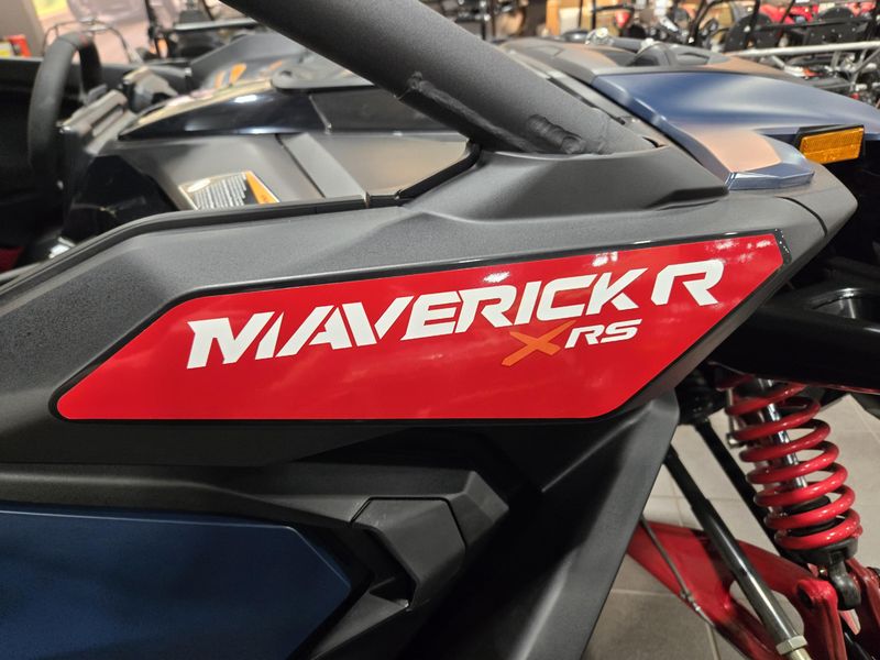 NEW 2025 CAN-AM MAVERICK R MAX X RS 999T DCT Image 11