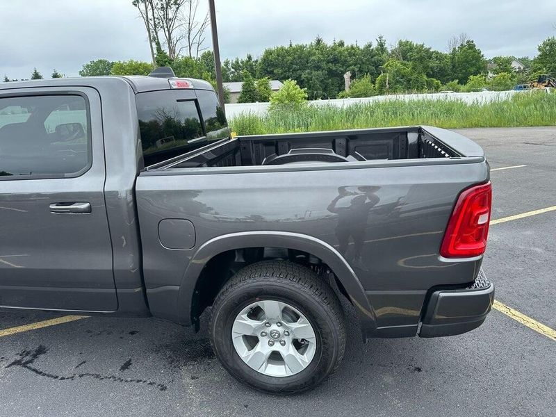 2025 RAM 1500 Big Horn Crew Cab 4x4 5