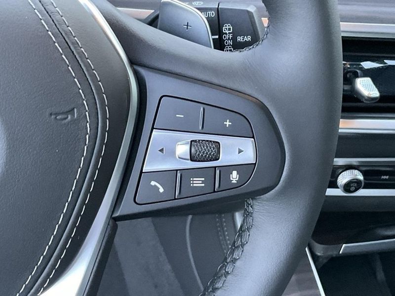 2025 BMW X5 xDrive50eImage 24