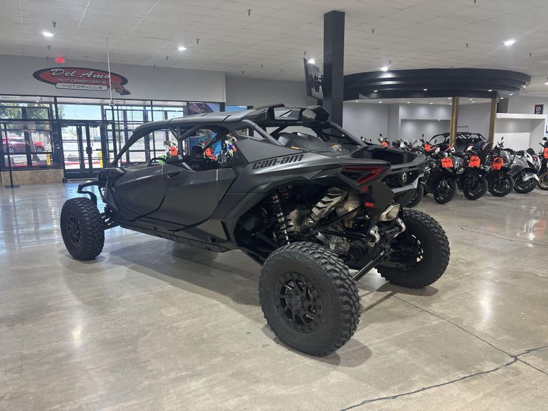 New 2026 Can-Am MAVERICK R MAX X RS 999T DCT Image 13
