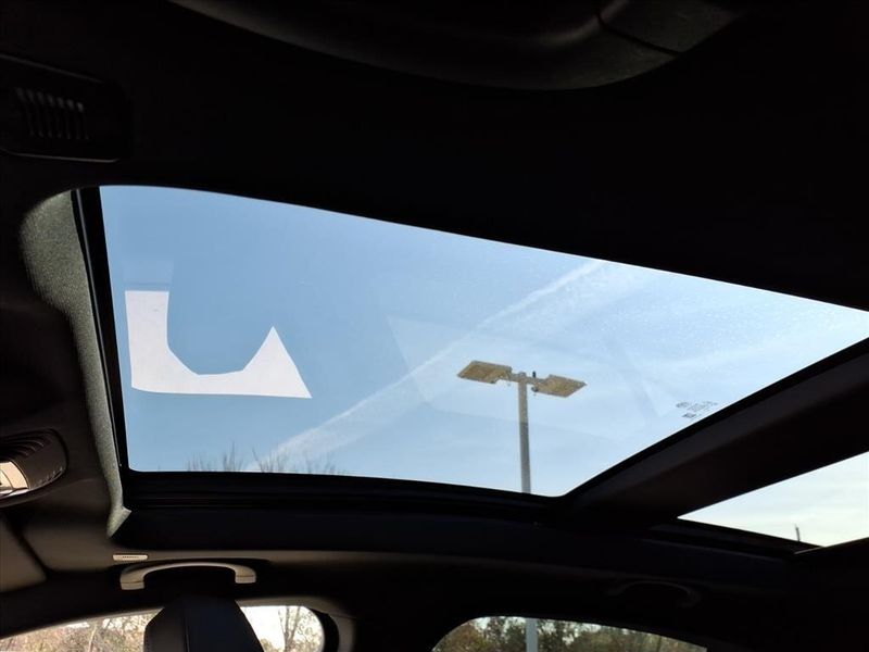 New 2026 Alfa Romeo Stelvio SprintImage 15