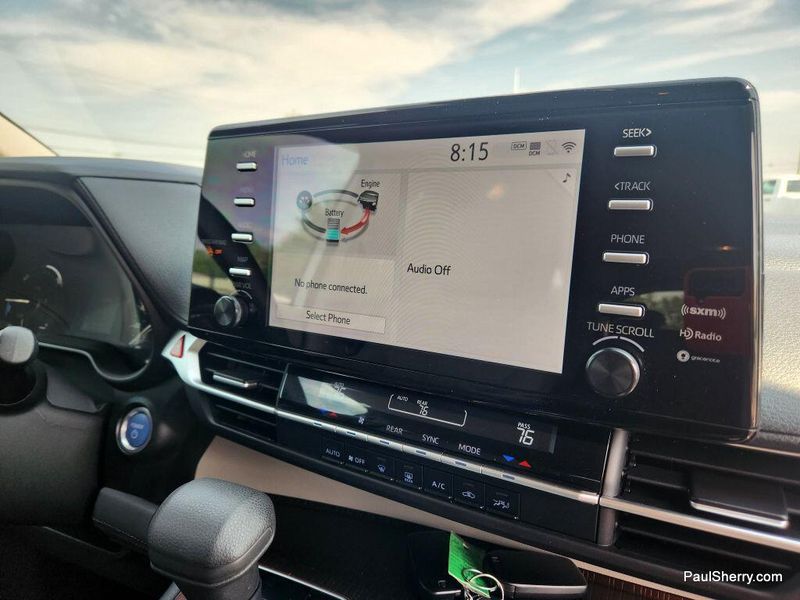 2022 Toyota Sienna Hybrid LEImage 54