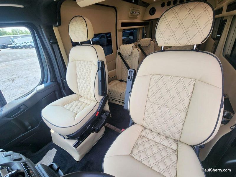 2024 RAM Promaster 2500 Slt+ Window Van High Roof 159