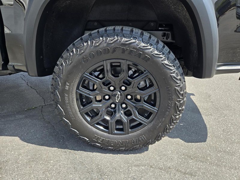 Used 2023 Chevrolet Colorado 4WD Crew Cab Trail Boss