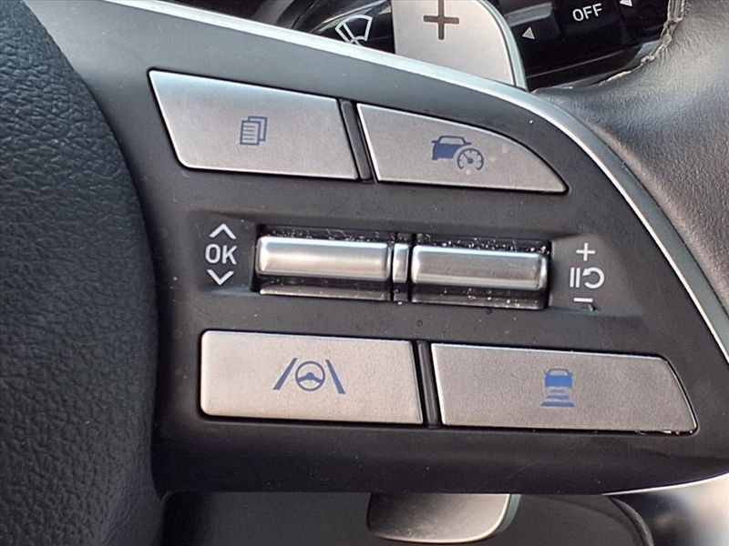 Used 2025 Hyundai Palisade SELImage 17