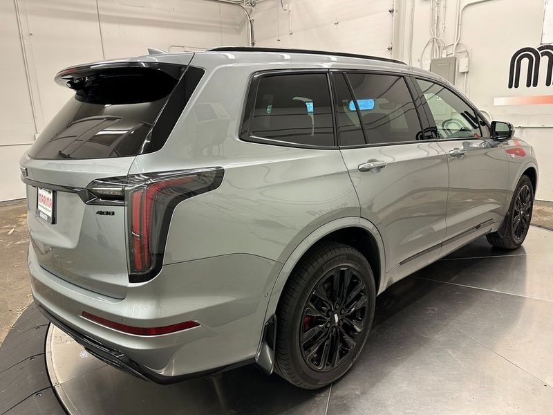 2024 Cadillac XT6 SportImage 16