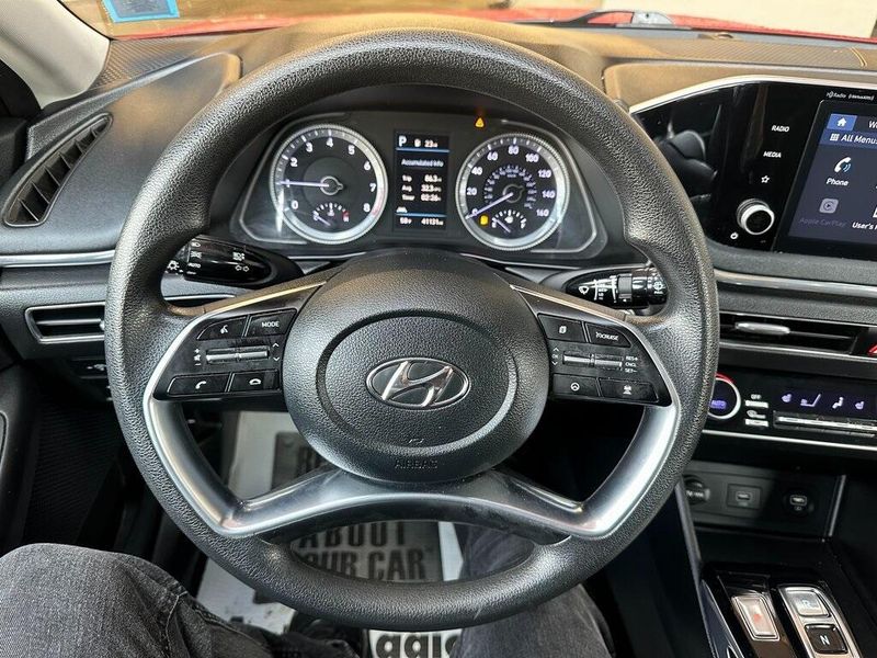 2020 Hyundai Sonata SELImage 2