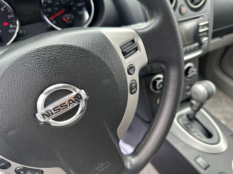 2012 Nissan Rogue SImage 25