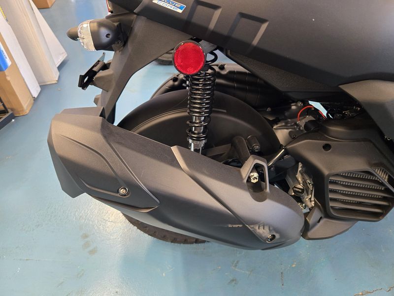 2025 Yamaha ZUMA 125 MATTE BLACK Image 17