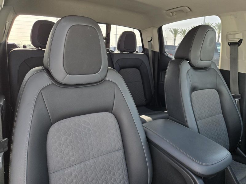 Used 2018 Chevrolet Colorado 4WD Crew Cab 128.3 Z71