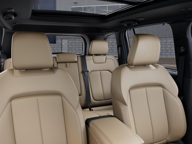 New 2026 Jeep Grand Cherokee Limited 4x4Image 26