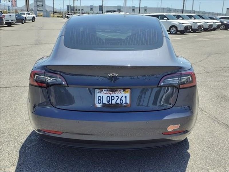 2019 Tesla Model 3 Long RangeImage 4