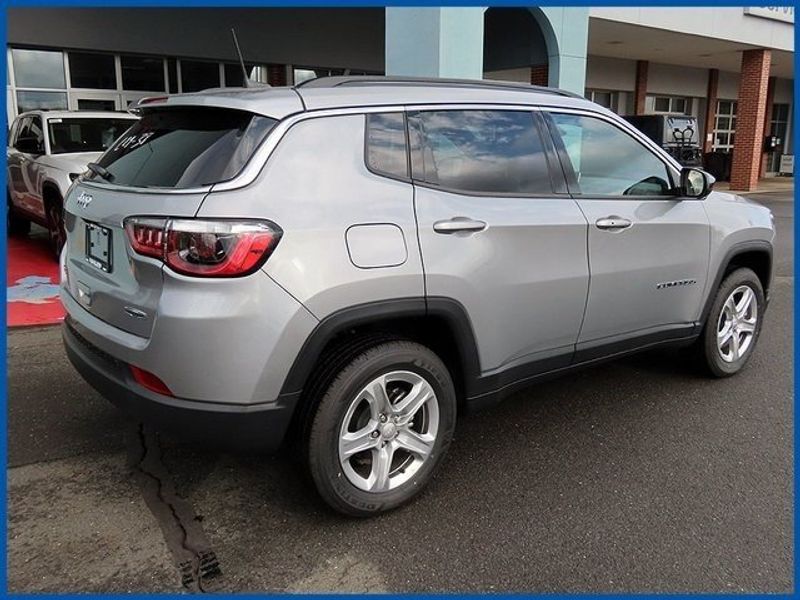 2023 Jeep Compass LatitudeImage 7