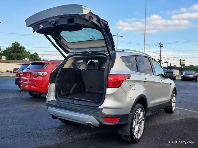 2019 Ford Escape TitaniumImage 9
