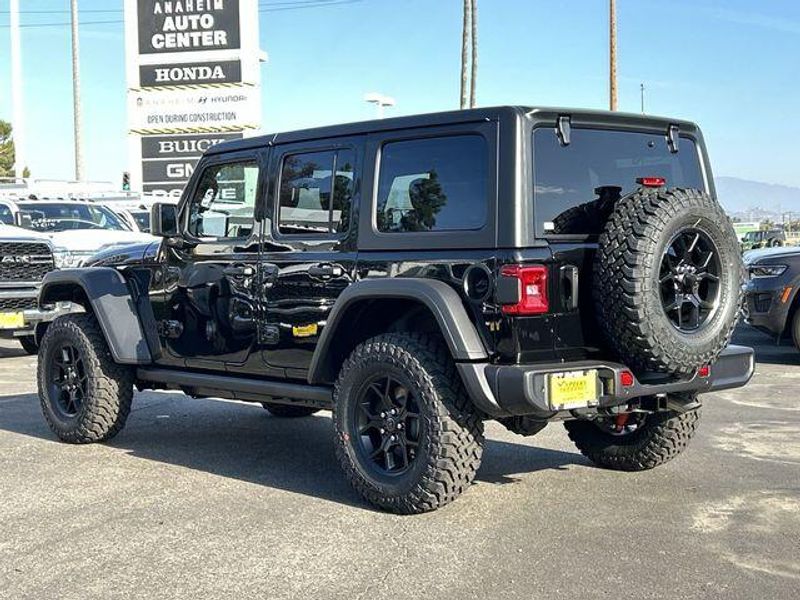 New 2025 Jeep Wrangler 4-door WillysImage 11