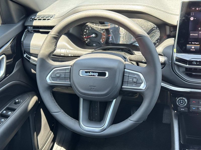 New 2026 Jeep Compass Latitude Altitude 4x4
