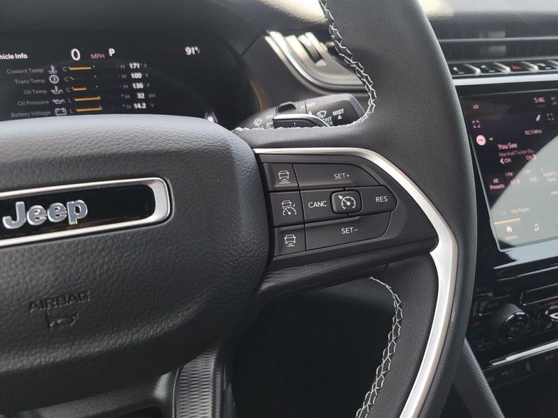 2025 Jeep Grand Cherokee Laredo 4x4Image 13