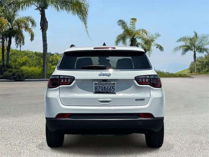 Used 2022 Jeep Compass Latitude