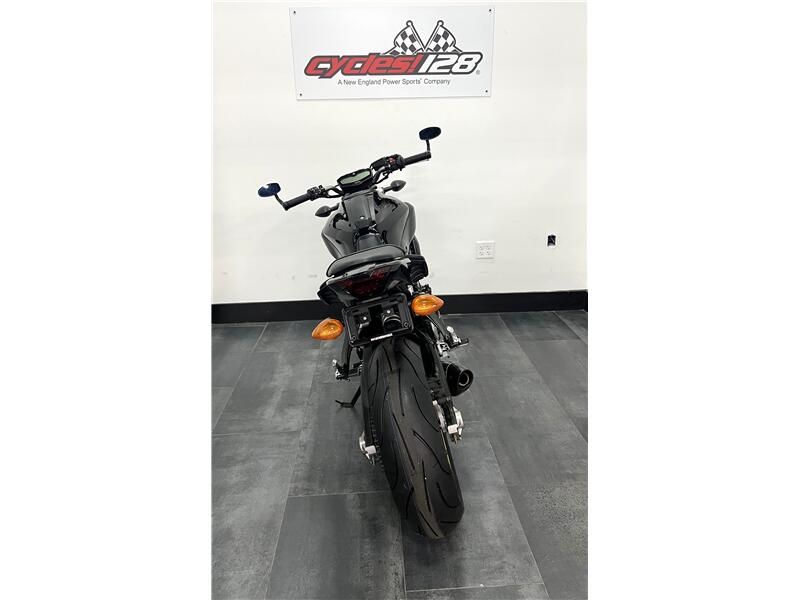 Used 2016 Yamaha FZ07 Image 4