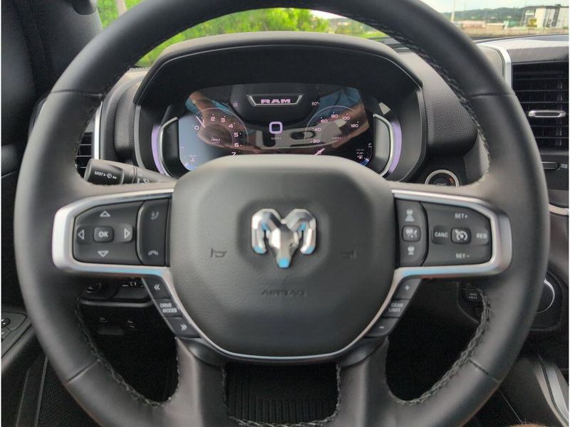 2025 RAM 1500 Big Horn Crew Cab 4x4 5