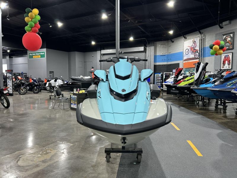2025 Yamaha FX CRUISER HO W/AUDIO  in a MINT/PEARL exterior color. Del Amo Motorsports of Redondo Beach (424) 390-7811 delamomotorsports.com 