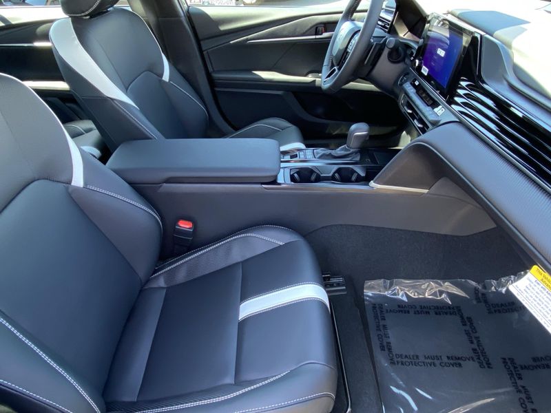 New 2025 Toyota Camry Image 10