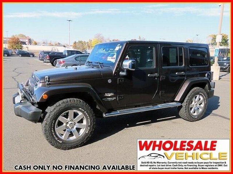 2013 Jeep Wrangler Unlimited SaharaImage 1