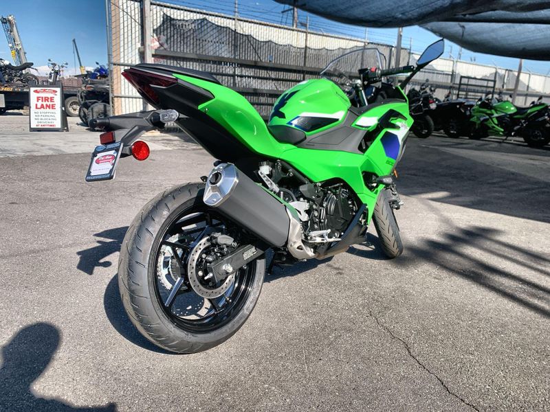 New 2026 Kawasaki NINJA 500 SE ABS Image 22